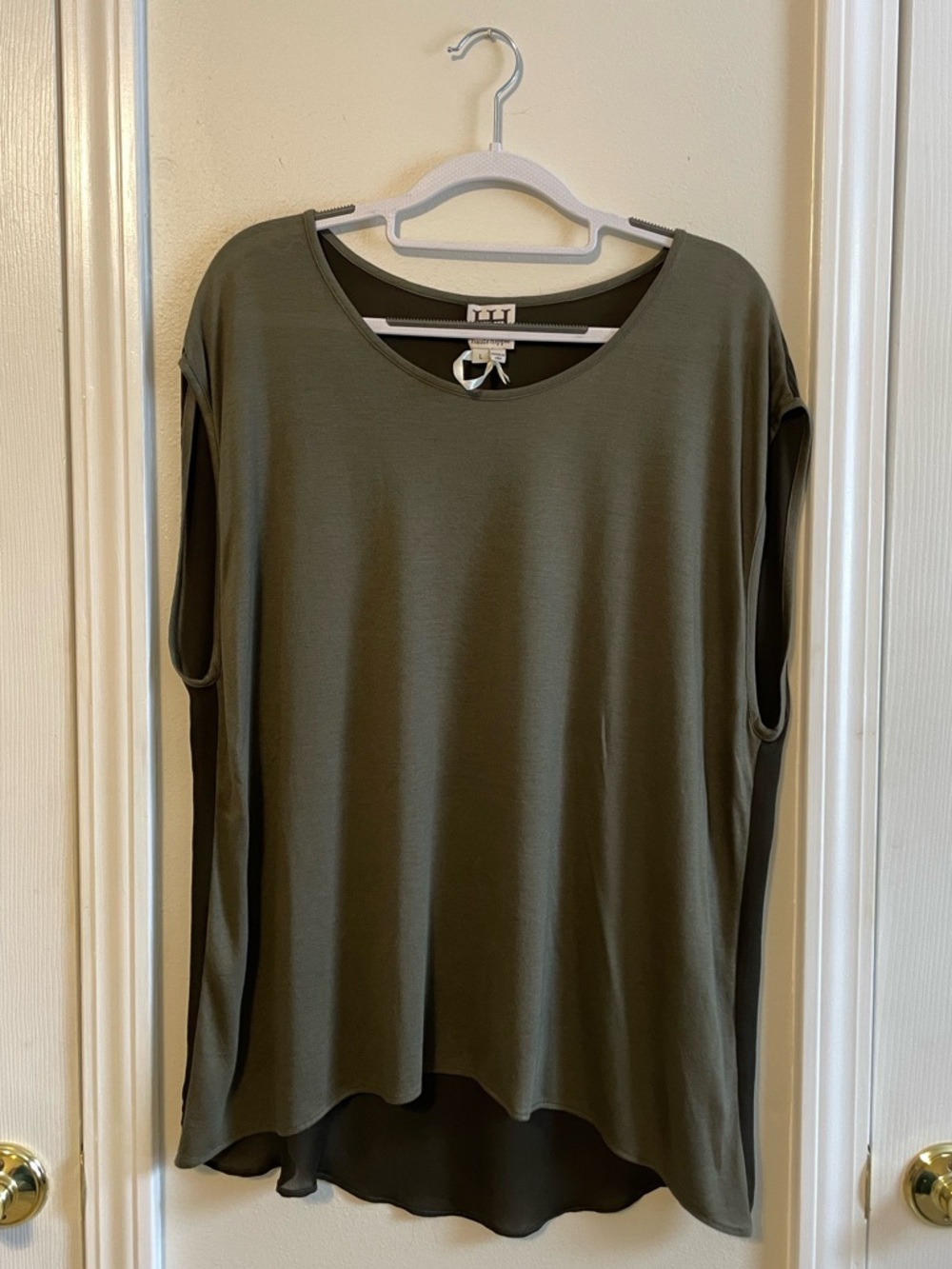 Haute Hippie Olive Scoop Neck Sleeveless Tank